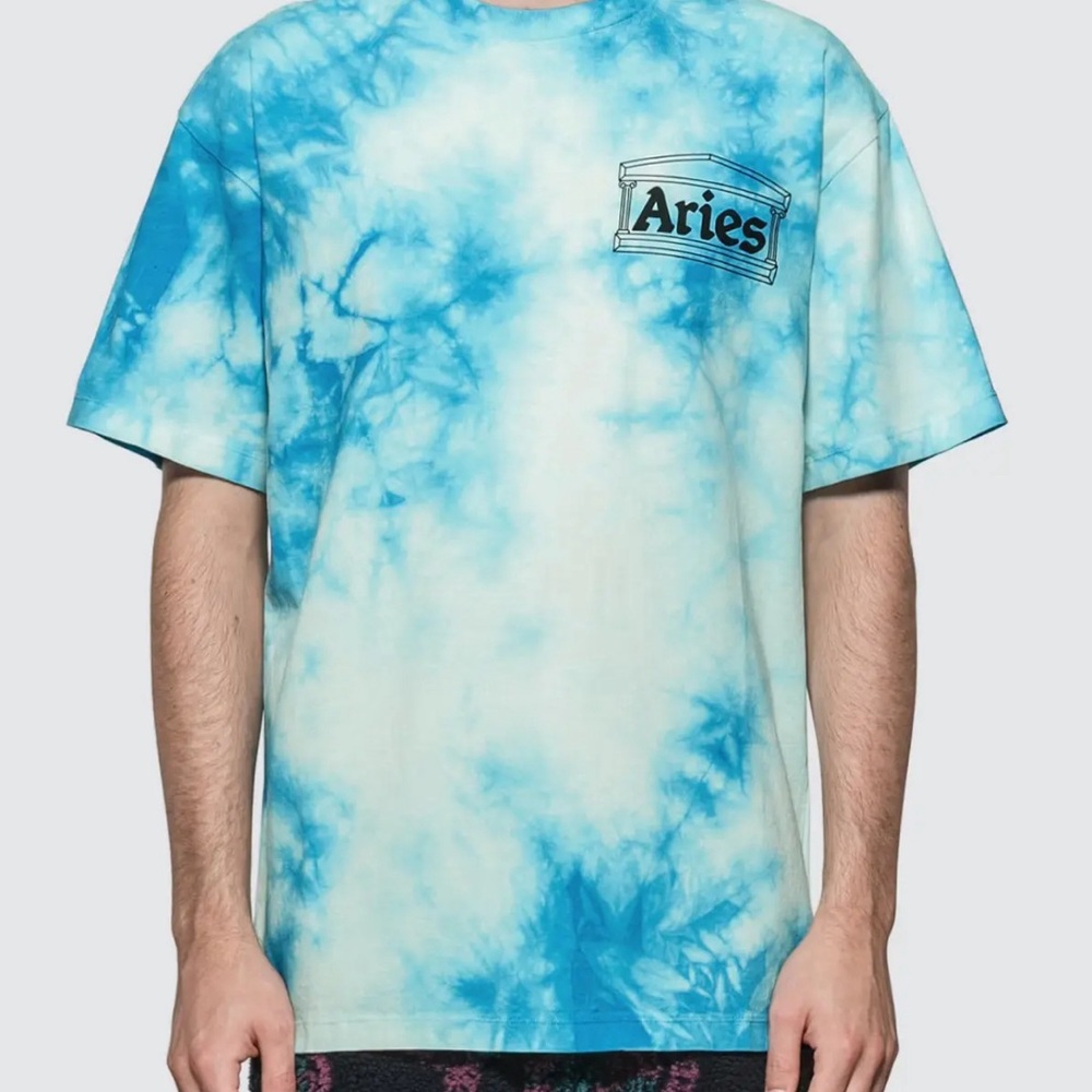 Men’s Aries Blue and White Tie Dye T-Shirt